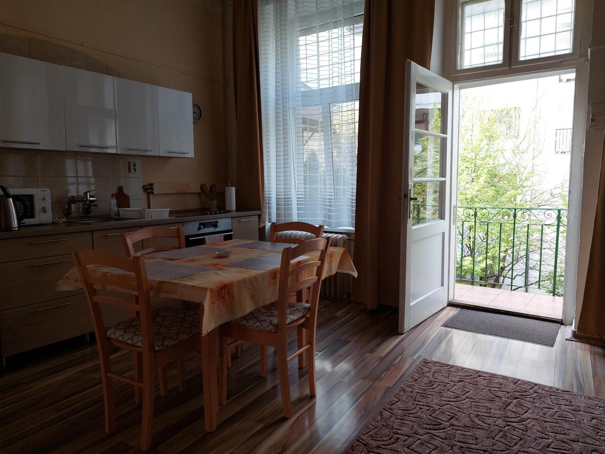 Apartment Corona Кошице Экстерьер фото