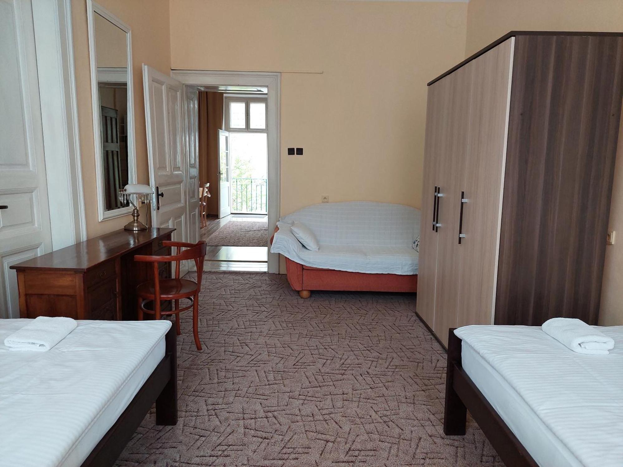Apartment Corona Кошице Экстерьер фото