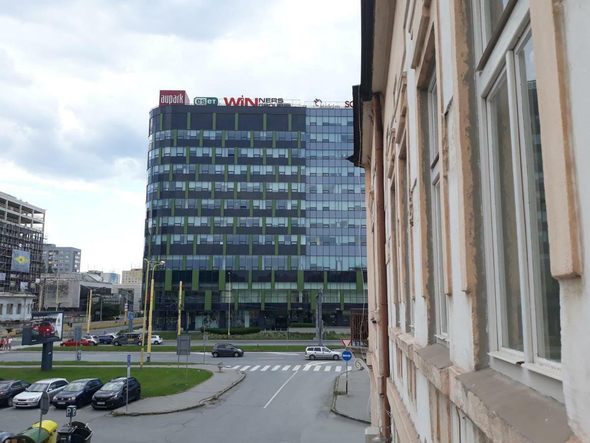 Apartment Corona Кошице Экстерьер фото
